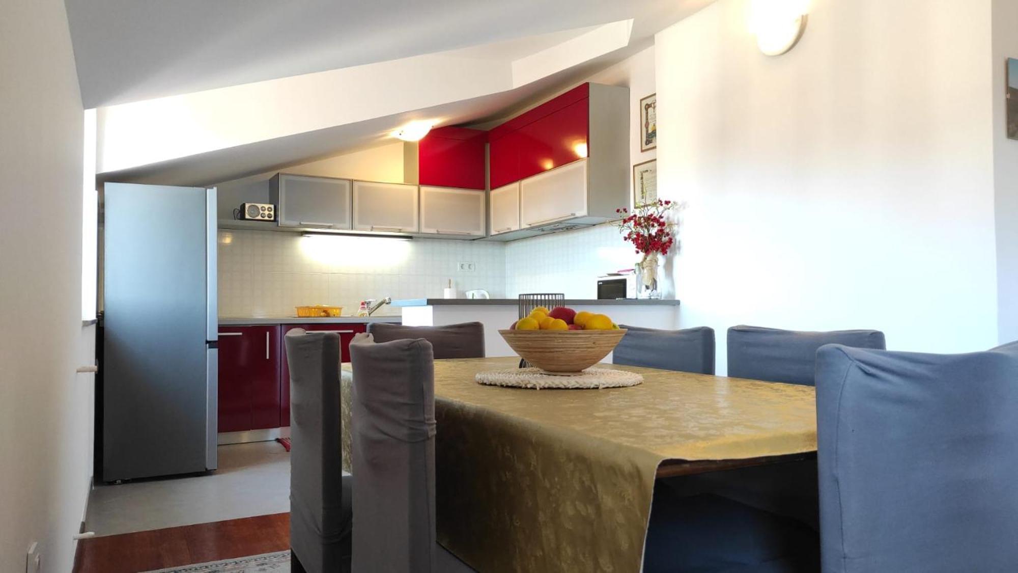 Luxury City Centre Apartment With Stunning View Omiš Exteriör bild