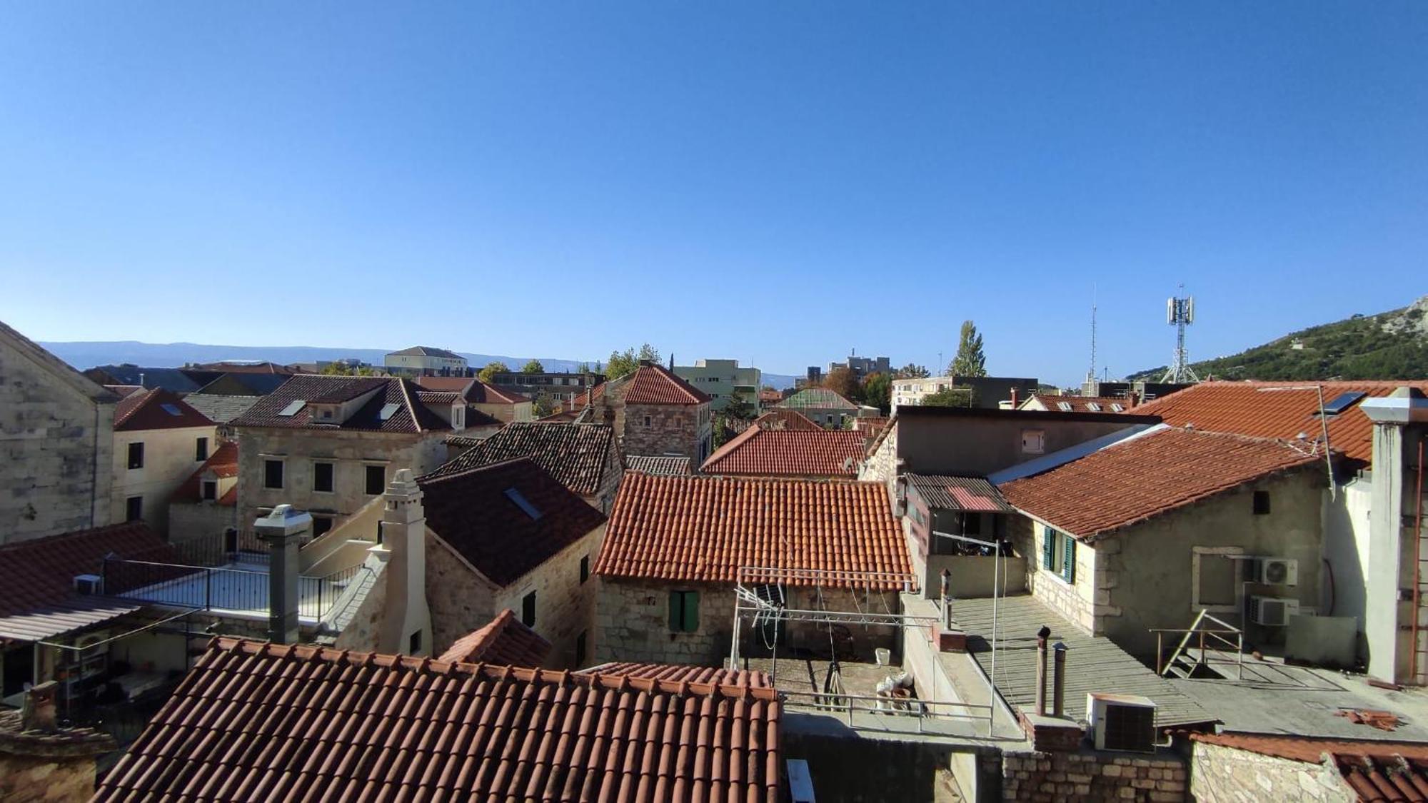 Luxury City Centre Apartment With Stunning View Omiš Exteriör bild